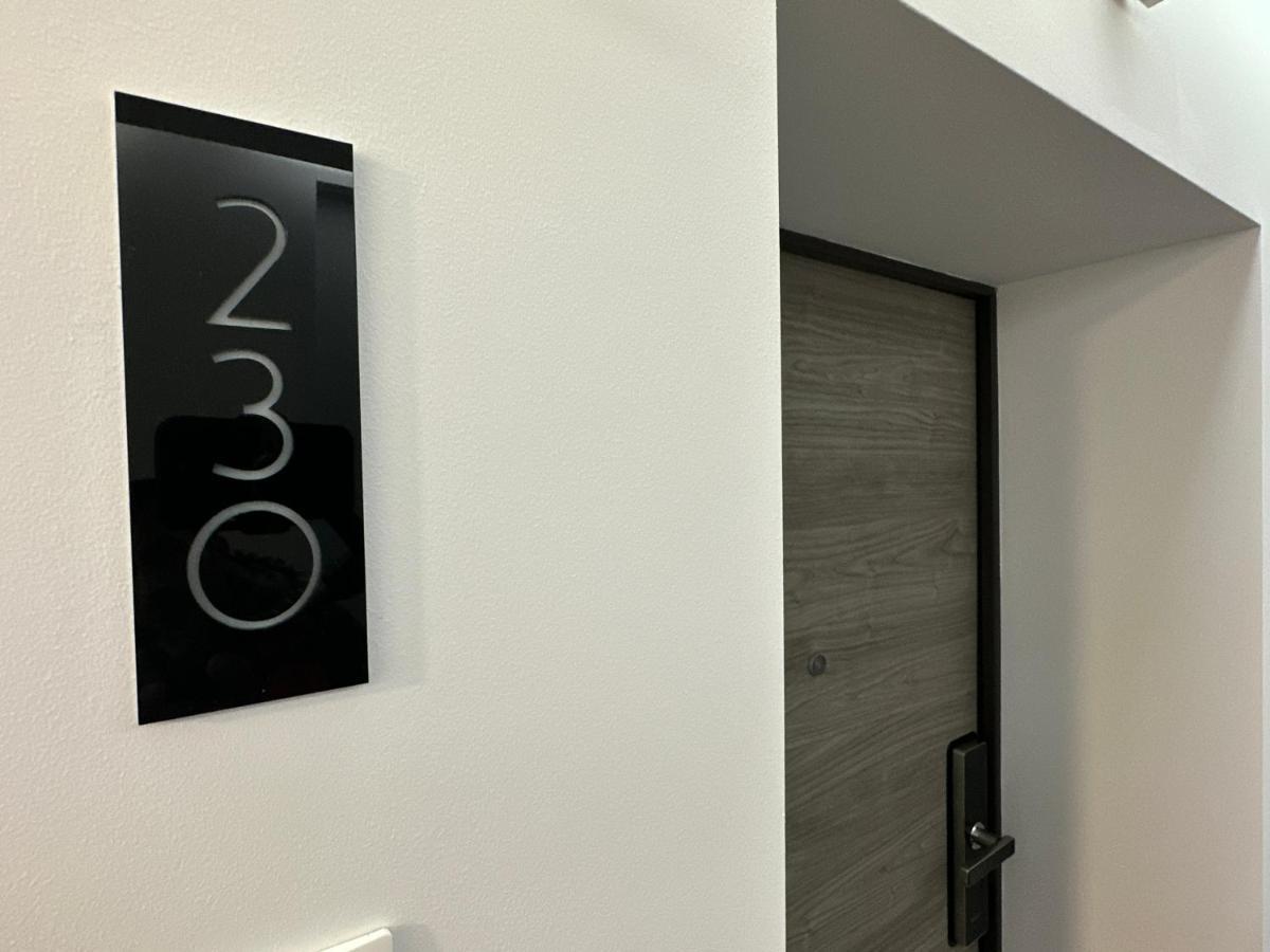 Art Apartment Bucharest Luaran gambar
