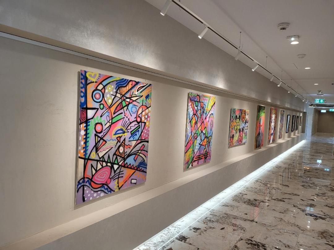 Art Apartment Bucharest Luaran gambar